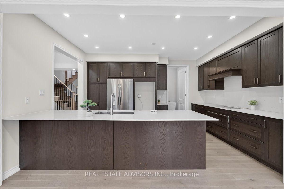574 Queen Mary Drive • Caledon, ON photo 18