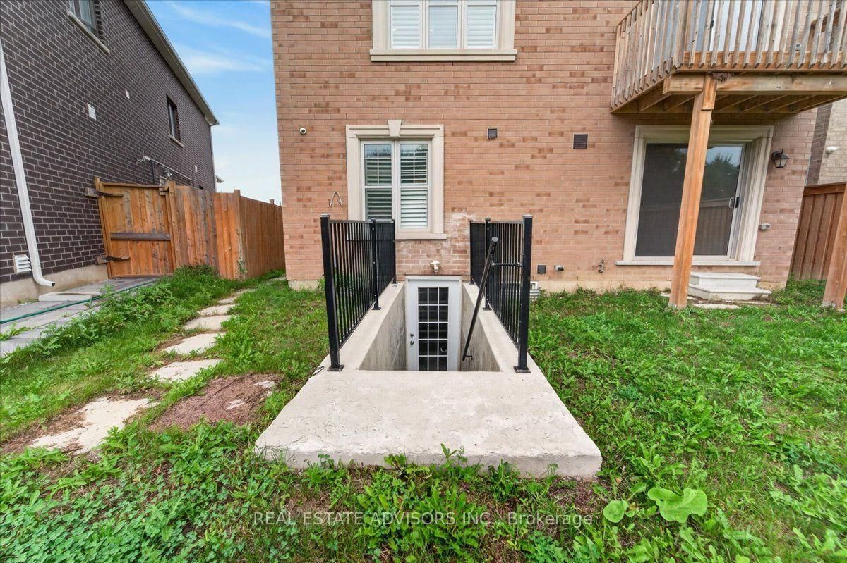 574 Queen Mary Drive • Caledon, ON photo 48