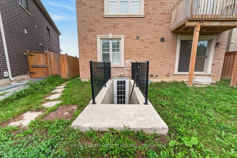 574 Queen Mary Brampton,ON L7A 4Y6 — Photo 48