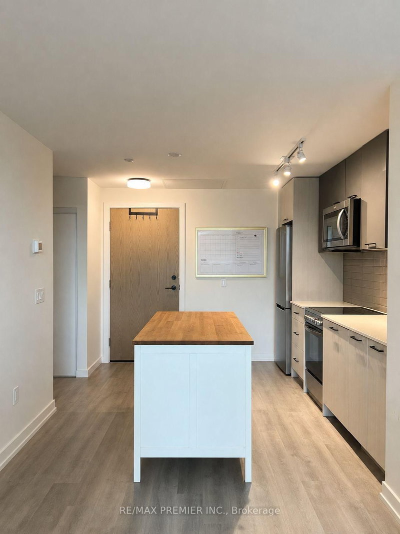 408 - 2300 St. Clair Avenue W