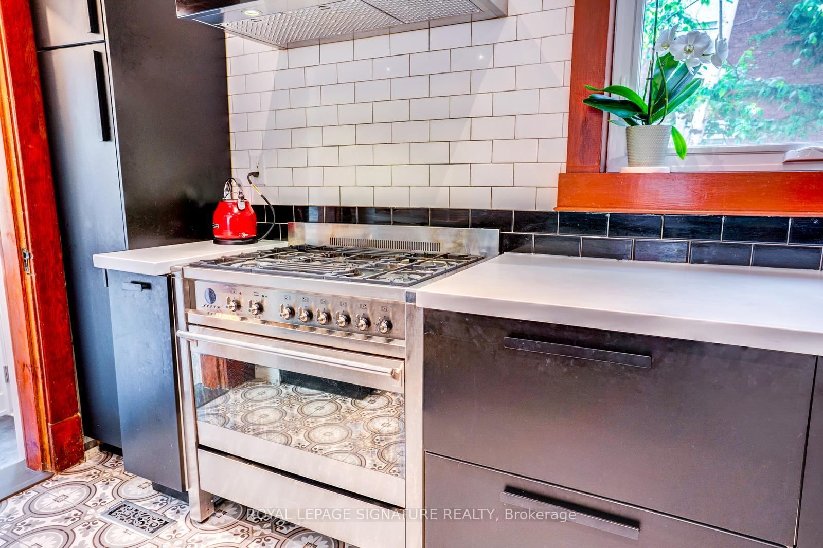 50 Rosedale Avenue W • Brampton, ON photo 14