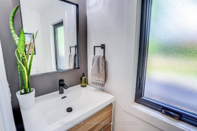 50 Rosedale Brampton,ON L6X 1K1 — Photo 17