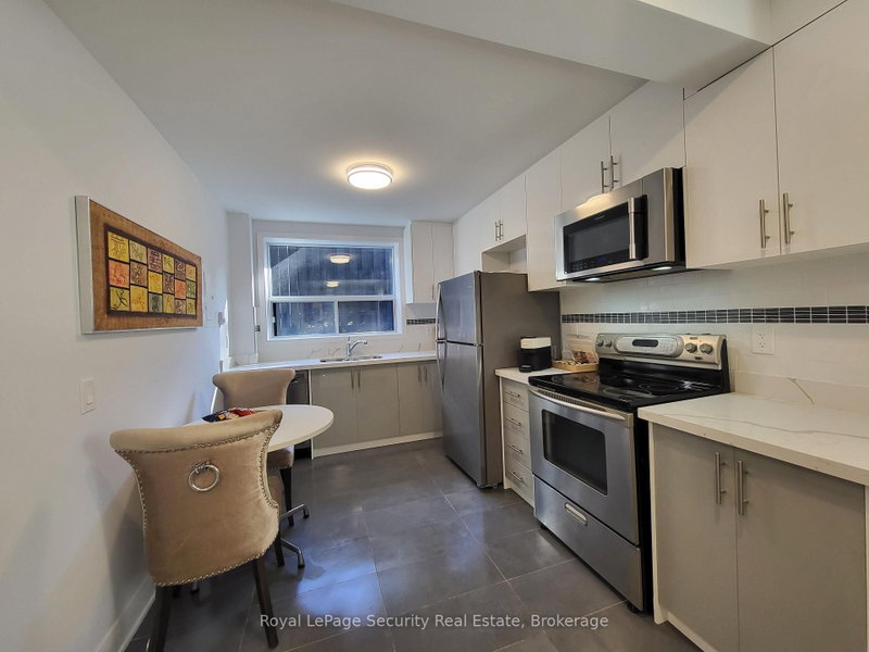 2 - 328 Lakeshore Road