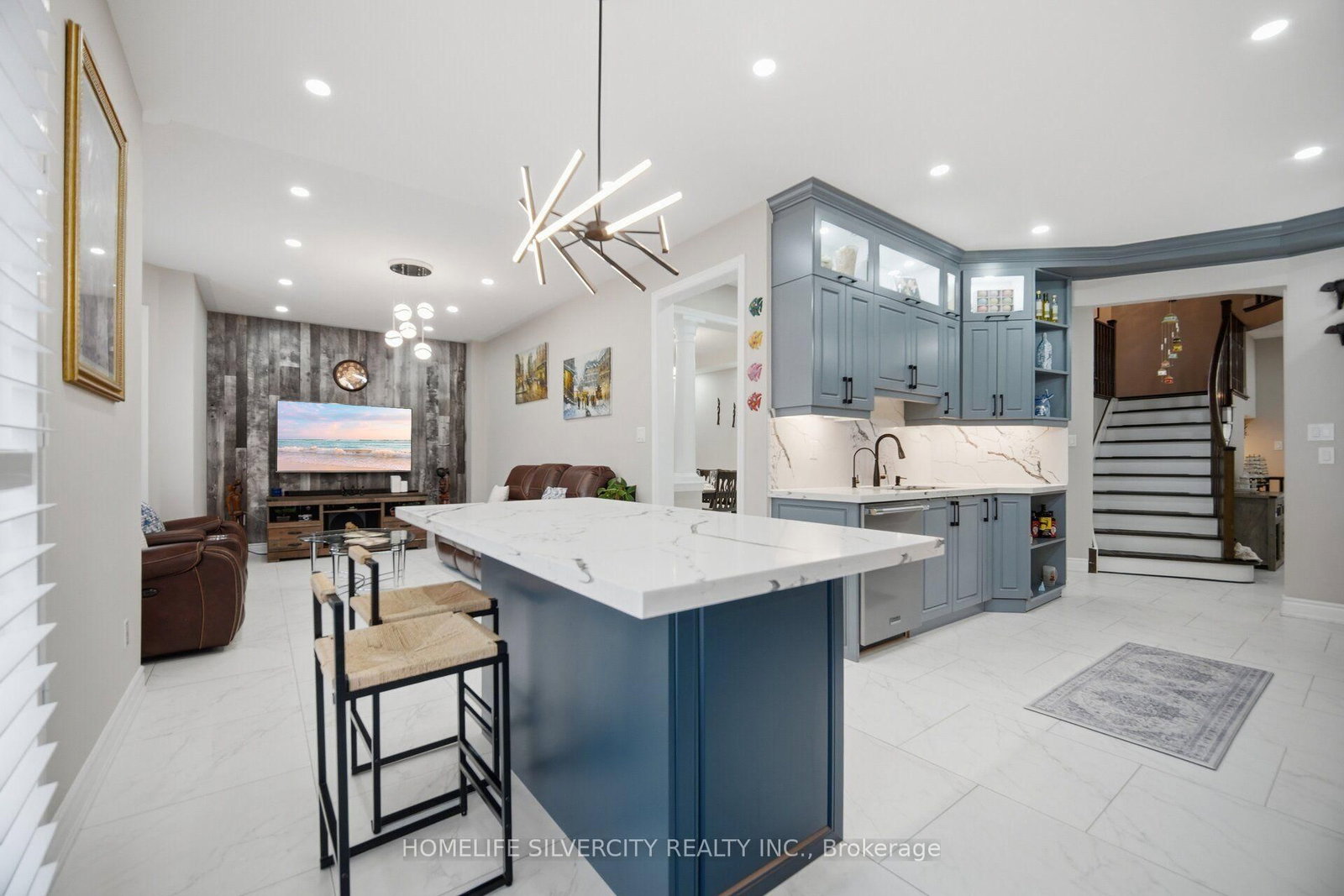 11 Swales Crescent • Brampton, ON photo 12