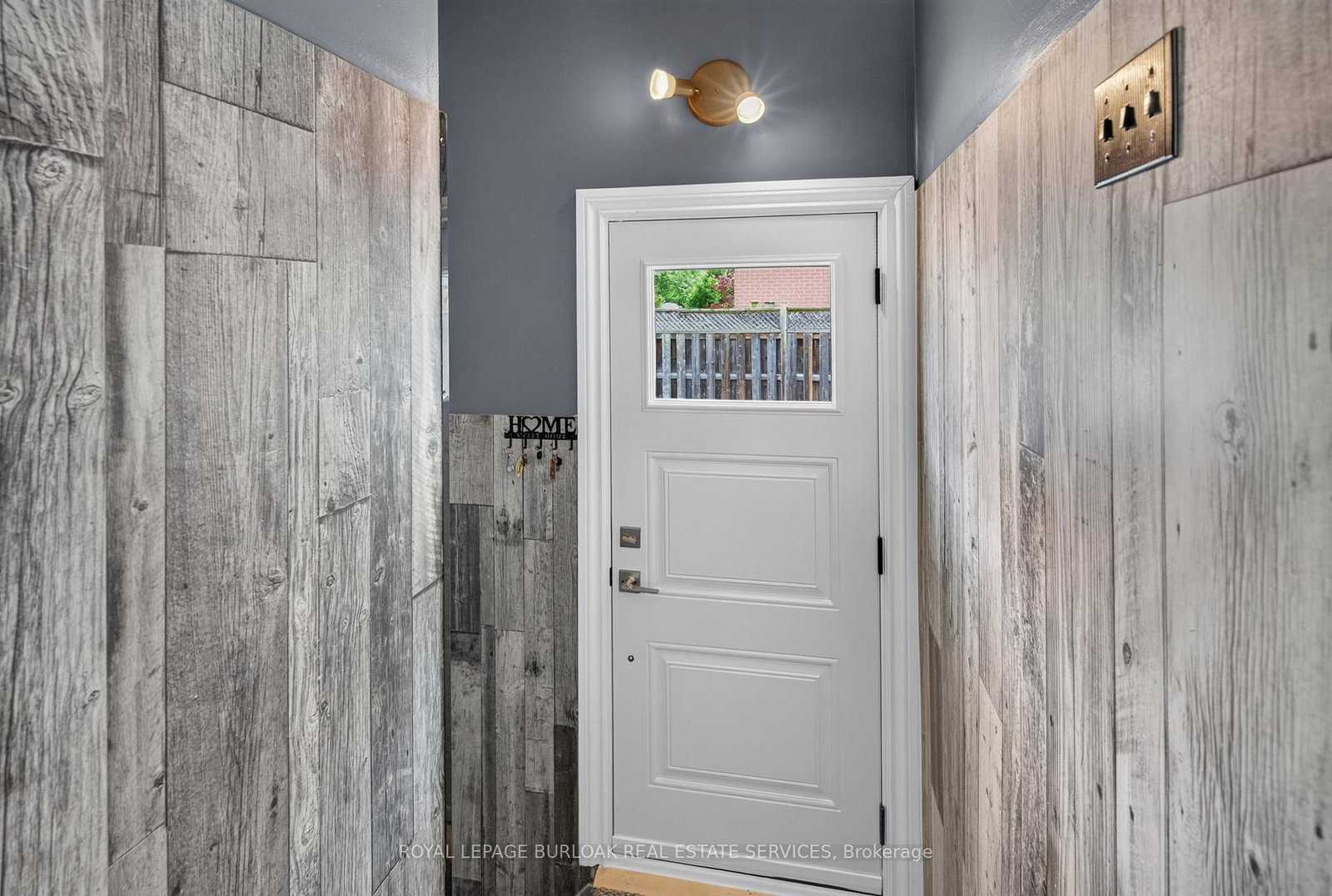 236 Hammersmith Court • Burlington, ON photo 17