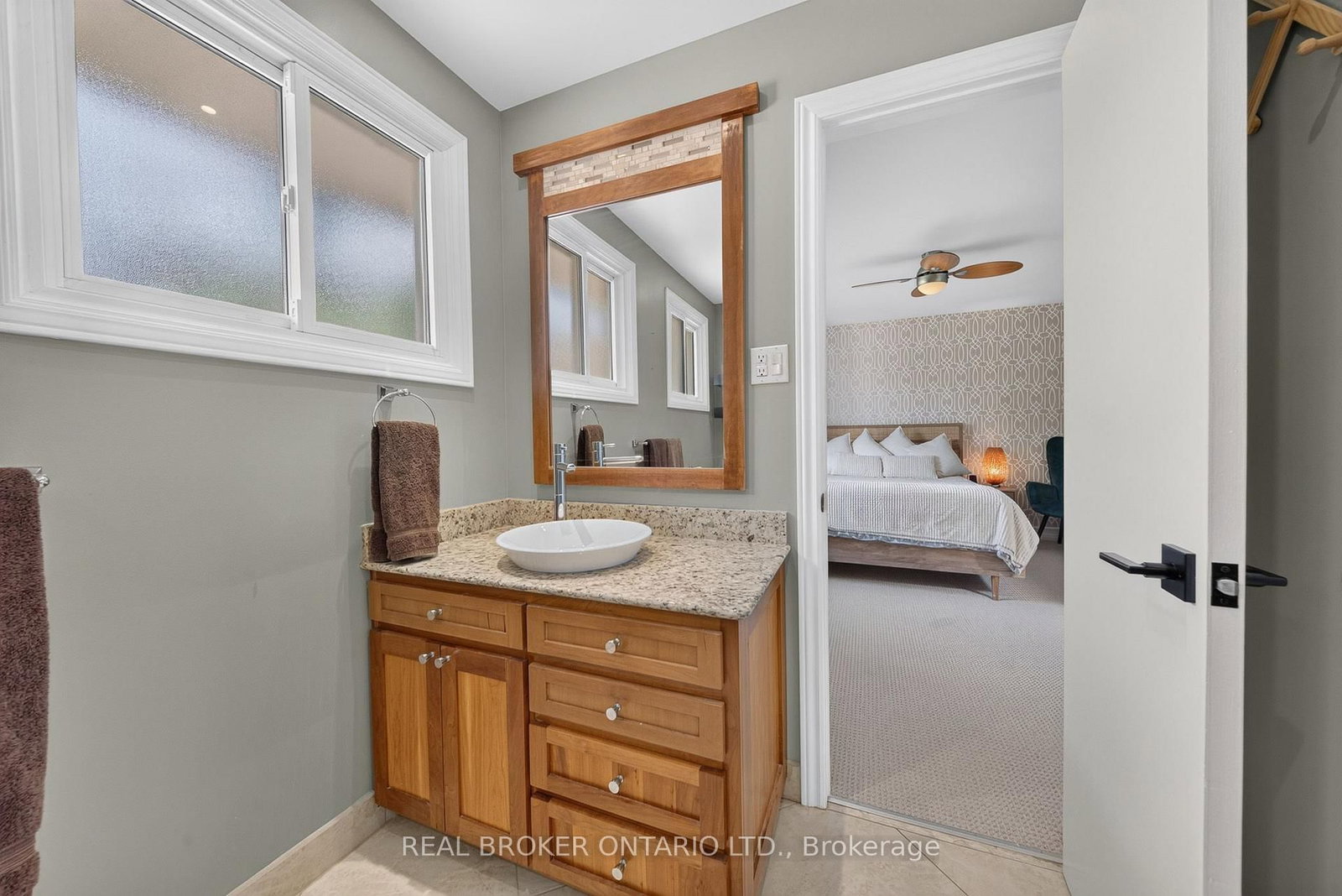 4202 Sideroad 1 • Burlington, ON photo 26