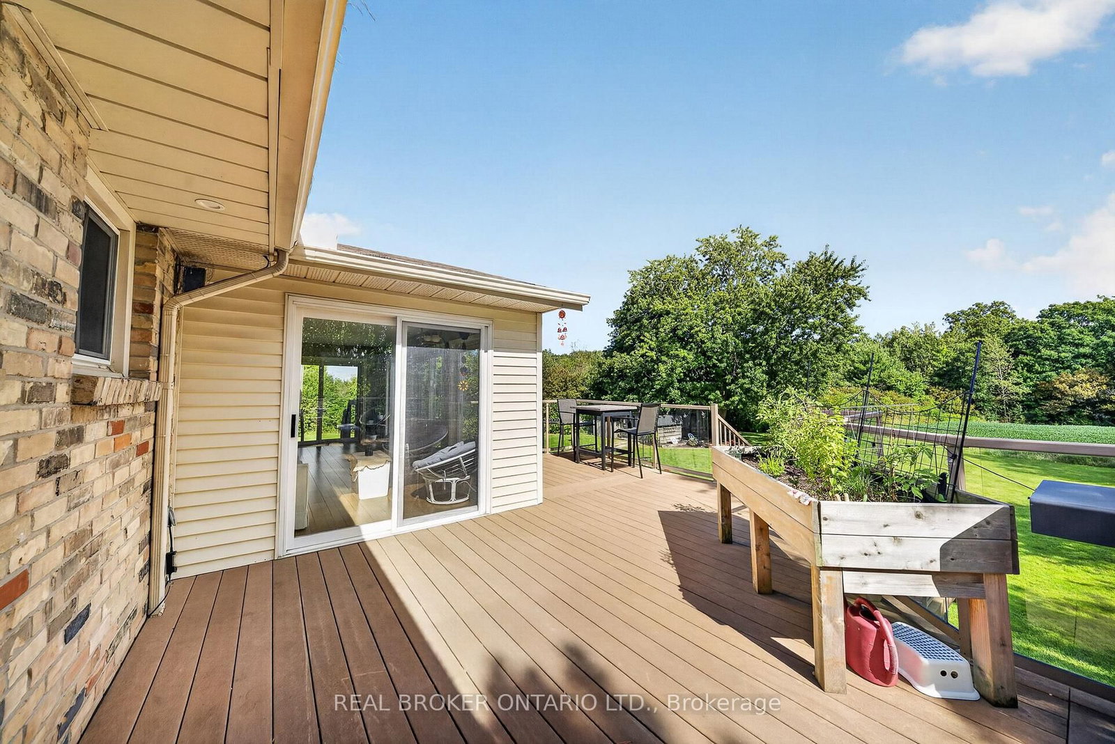 4202 Sideroad 1 • Burlington, ON photo 39