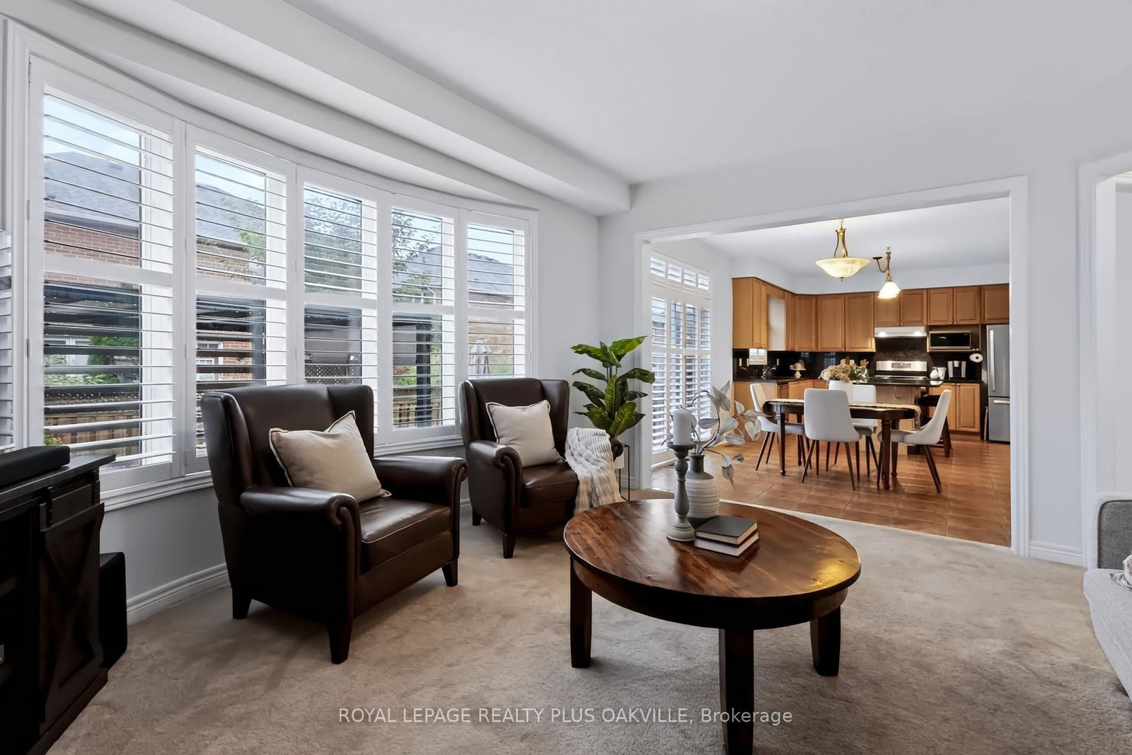 2254 Dunforest Crescent • Oakville, ON photo 18