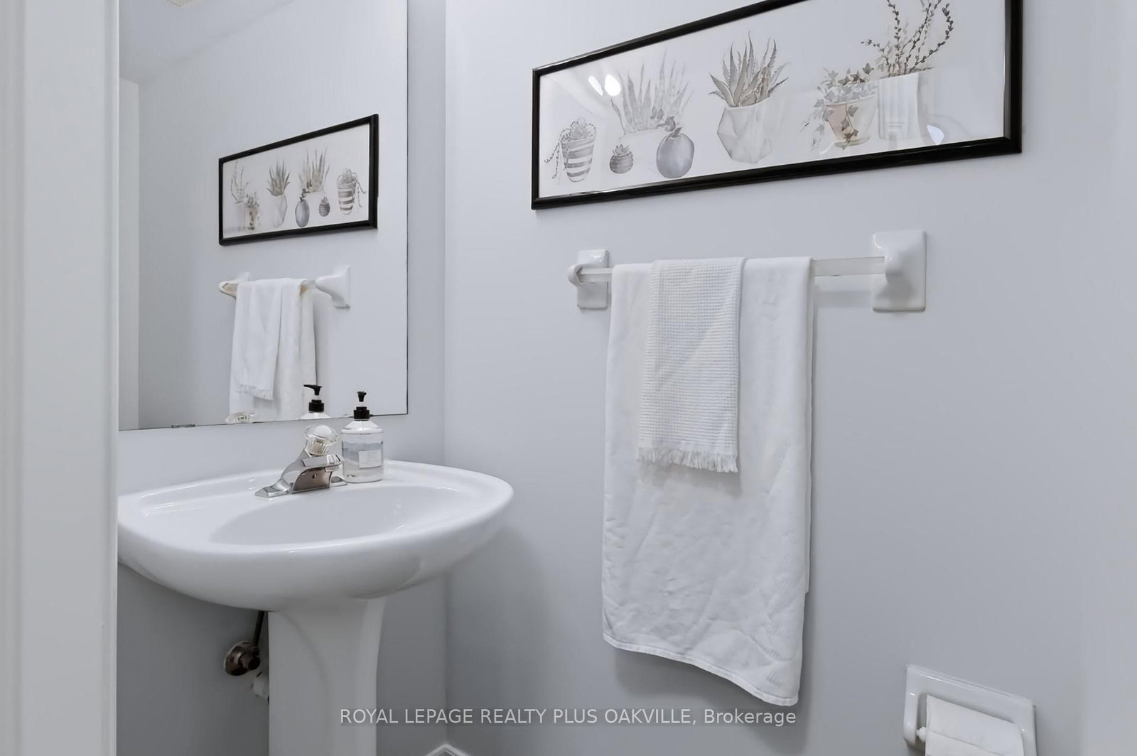2254 Dunforest Crescent • Oakville, ON photo 25
