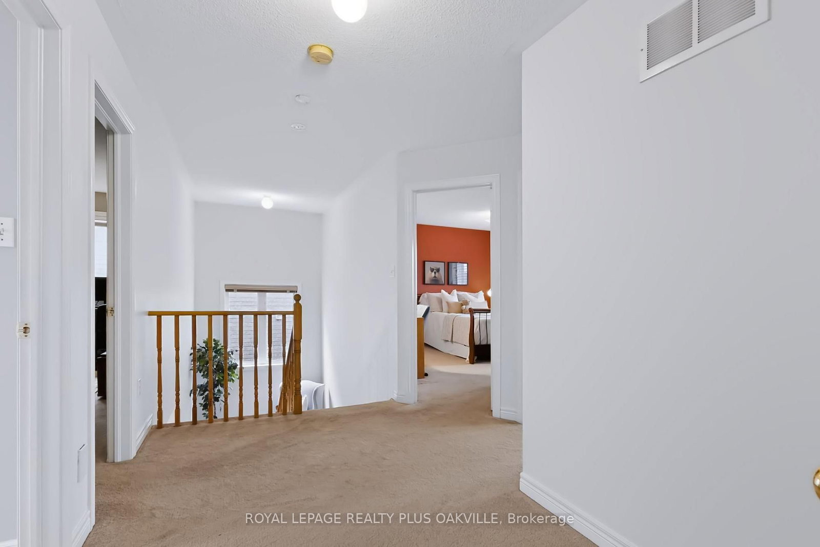 2254 Dunforest Crescent • Oakville, ON photo 27