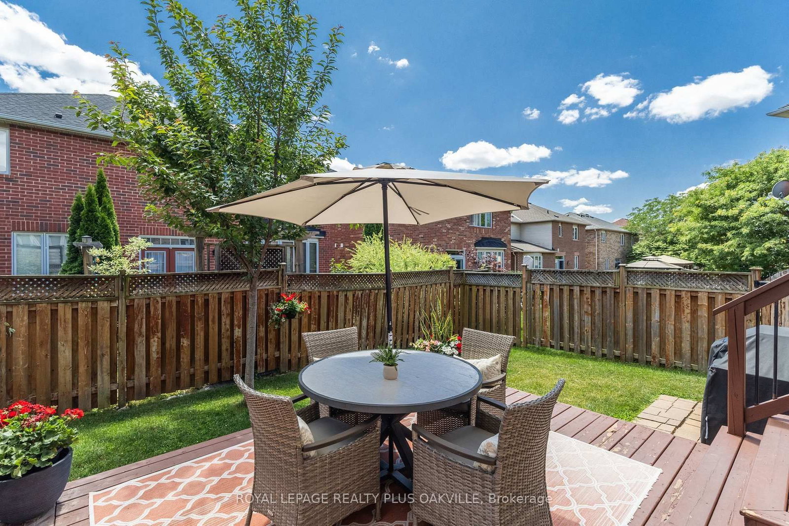 2254 Dunforest Crescent • Oakville, ON photo 44