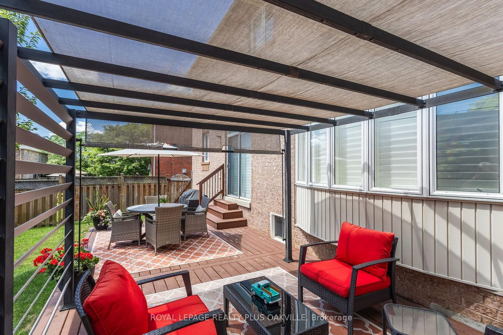 2254 Dunforest Crescent • Oakville, ON photo 47