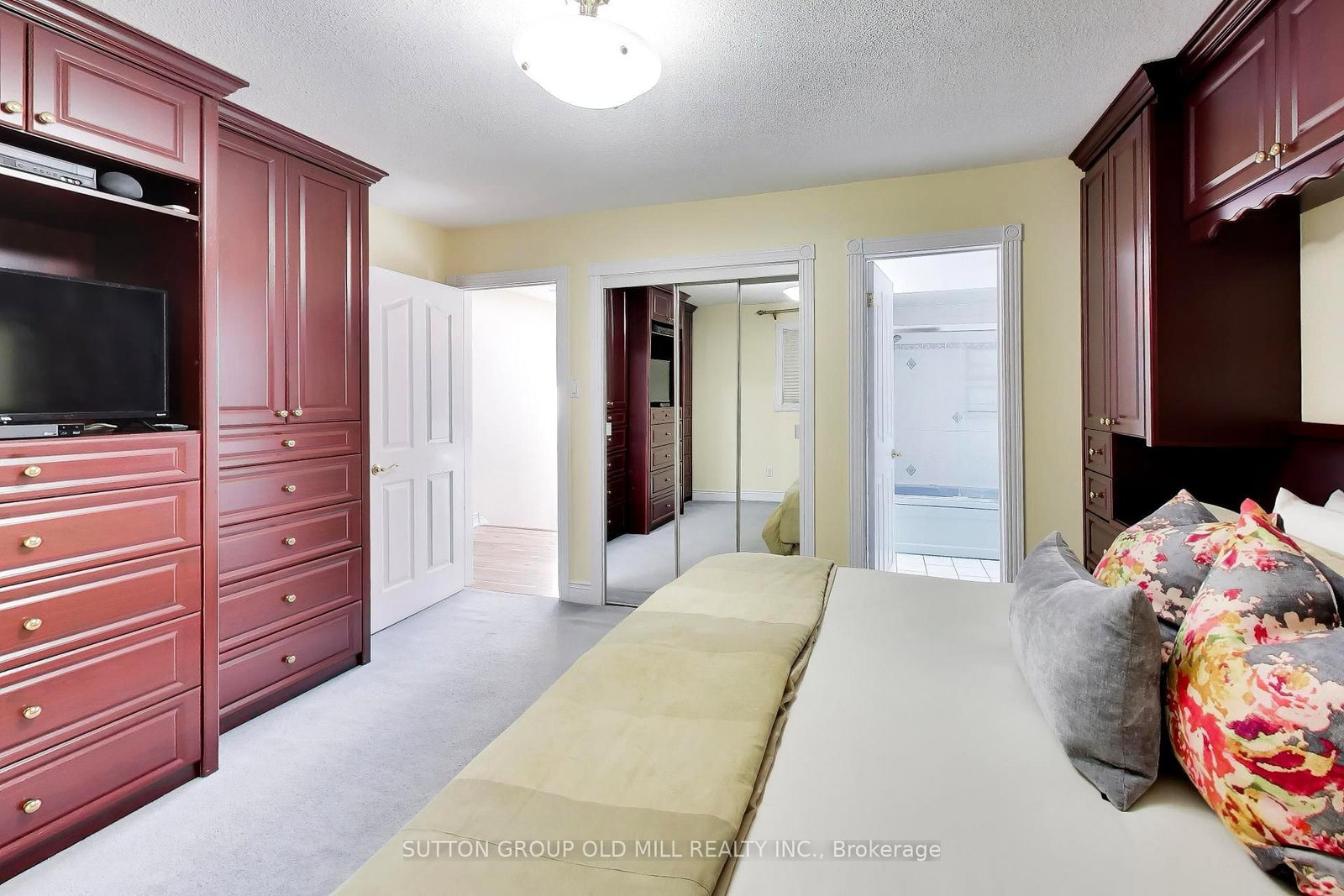 251 Chalfield Lane • Mississauga, ON photo 20