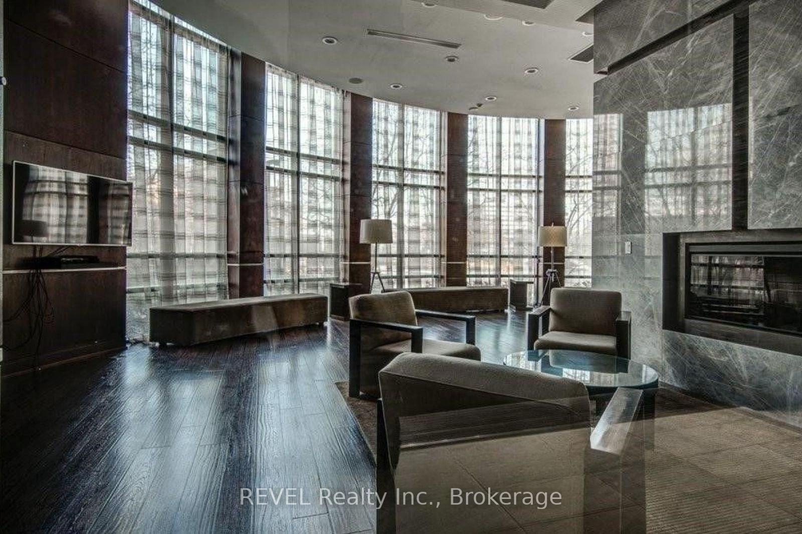 2609-330 Burnhamthorpe Rd, Mississauga, view 16