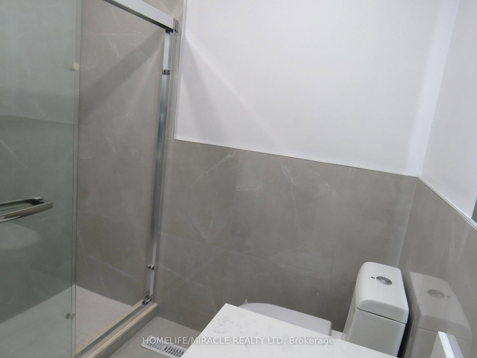 18 Rubydale Gardens • Toronto, ON photo 24