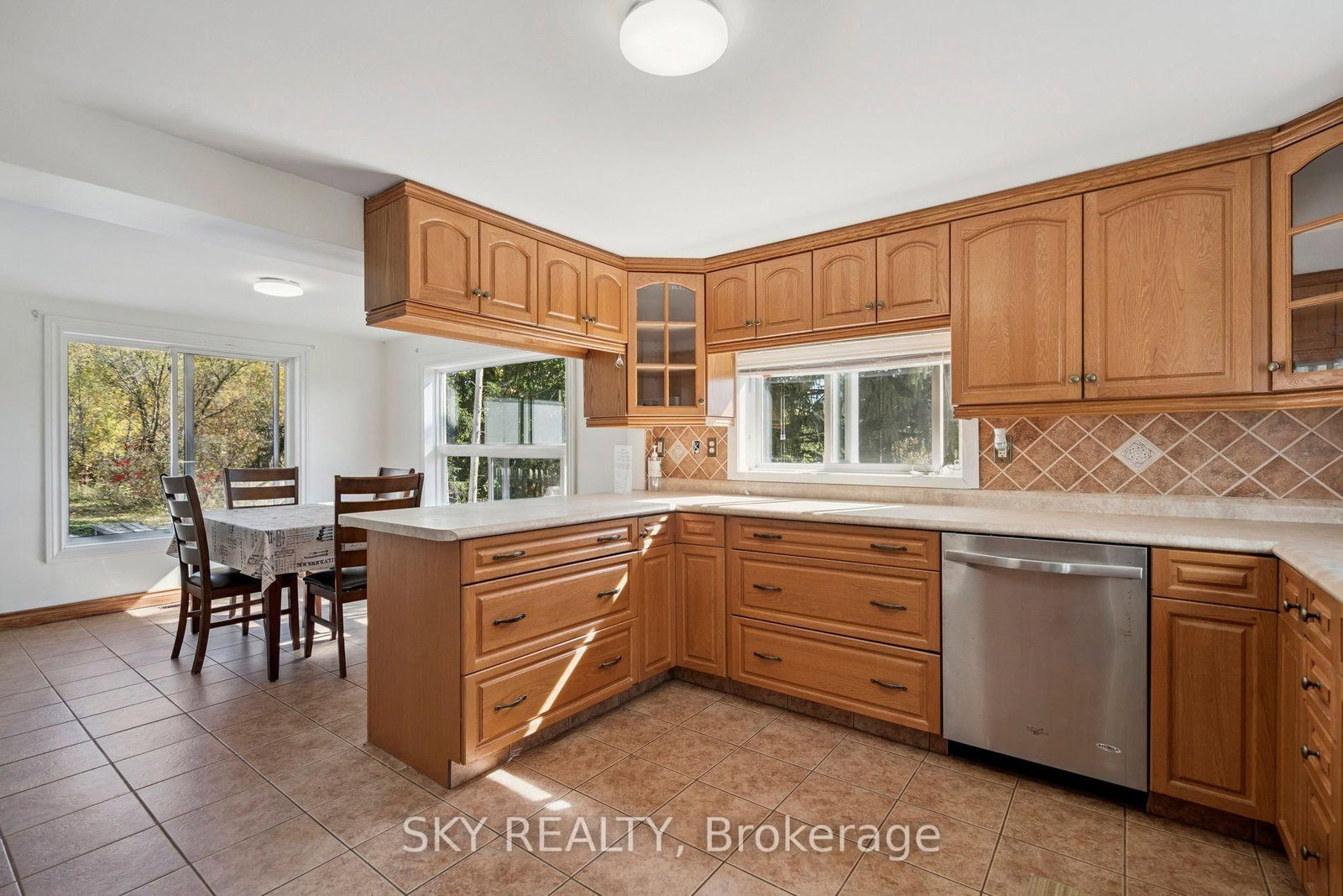 12475 5th Line • Halton Hills, ON photo 11