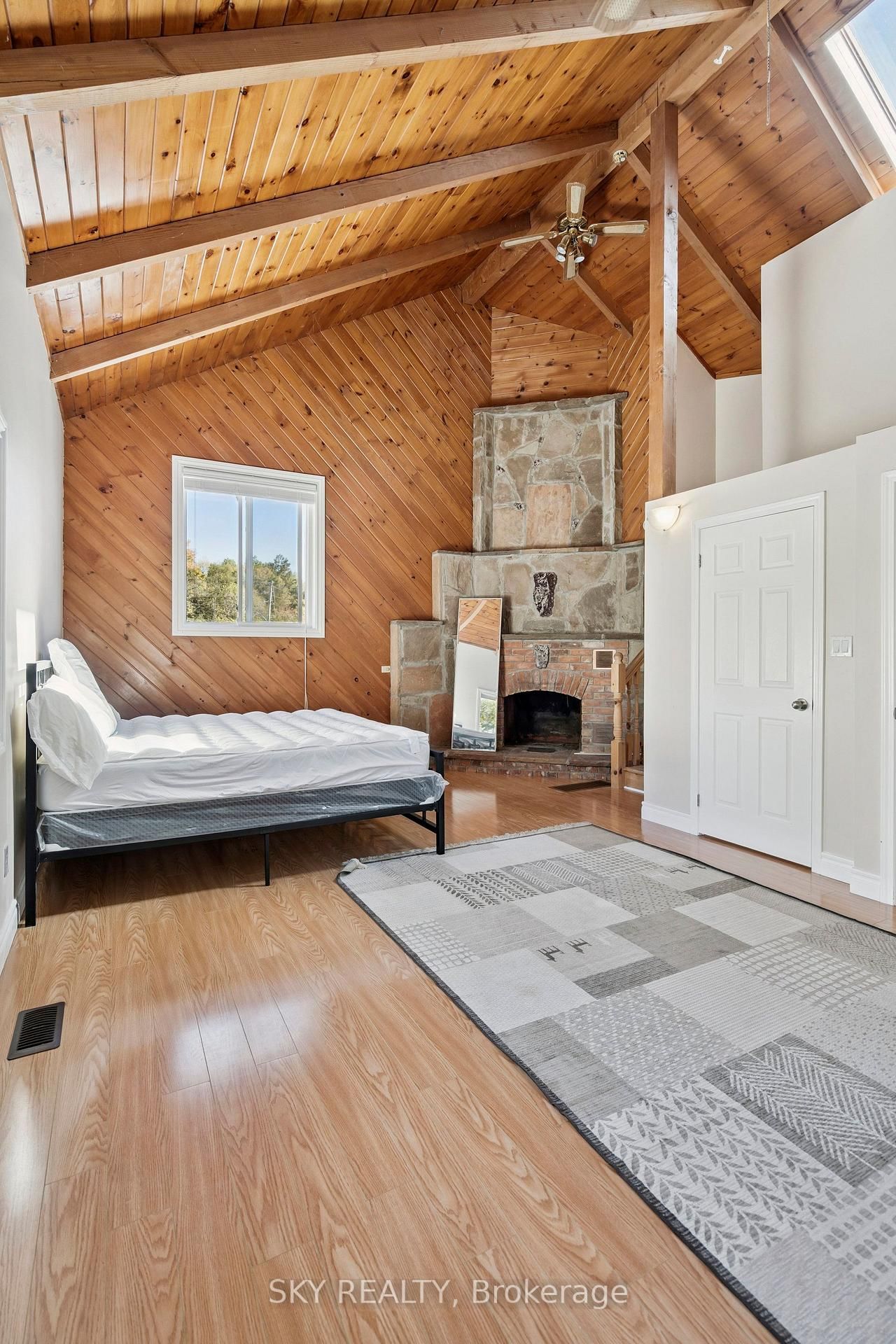 12475 5th Line • Halton Hills, ON photo 15