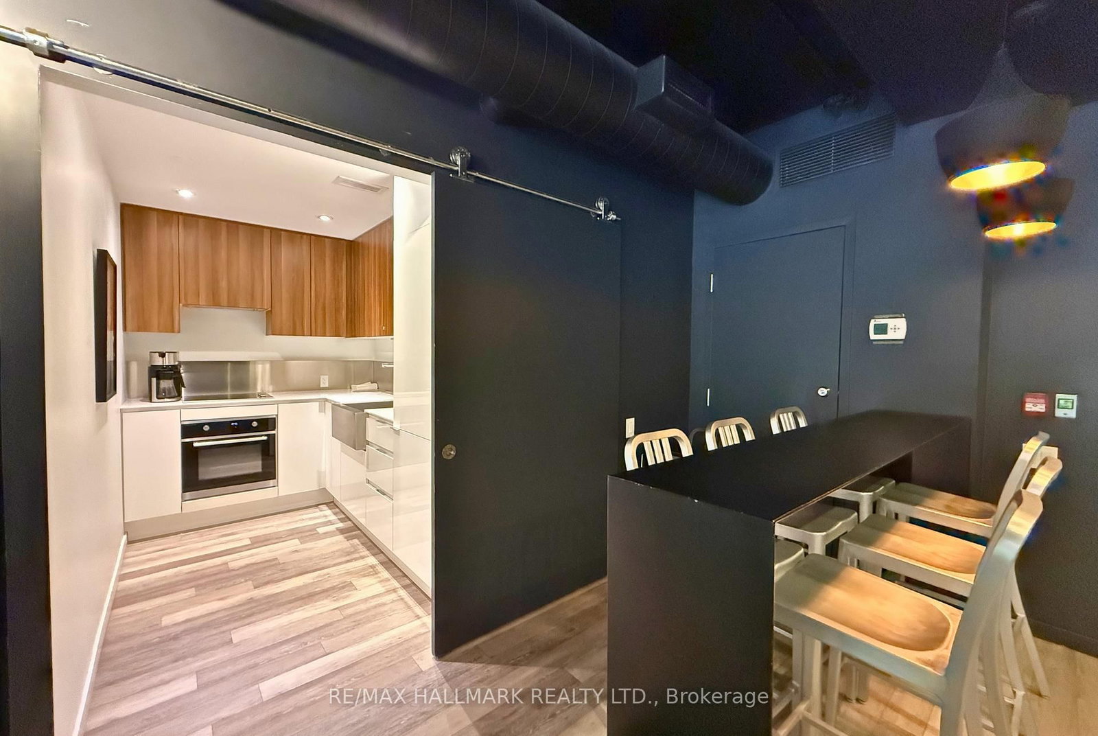 383 Sorauren Avenue • #313 • Toronto, ON photo 25
