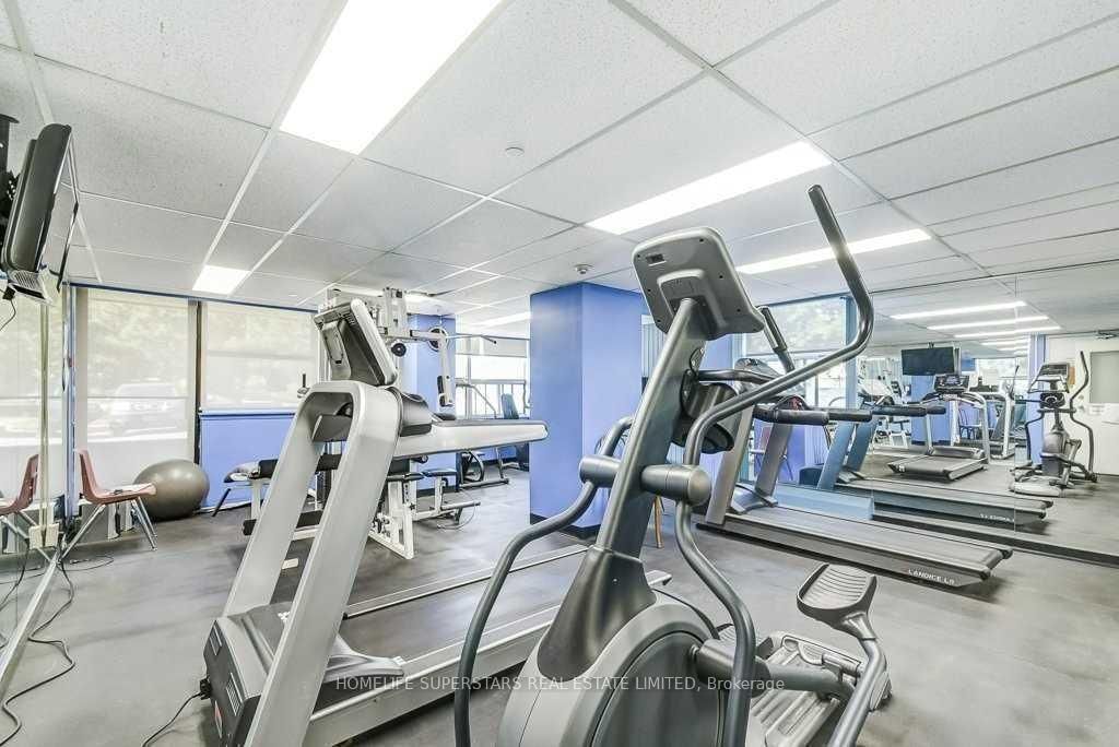 15 Kensington Road • #1410 • Brampton, ON photo 5