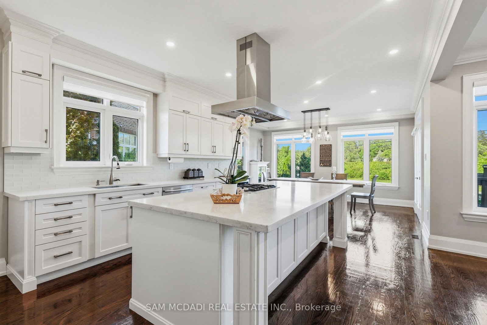 962 Fredonia Dr, Mississauga, view 11