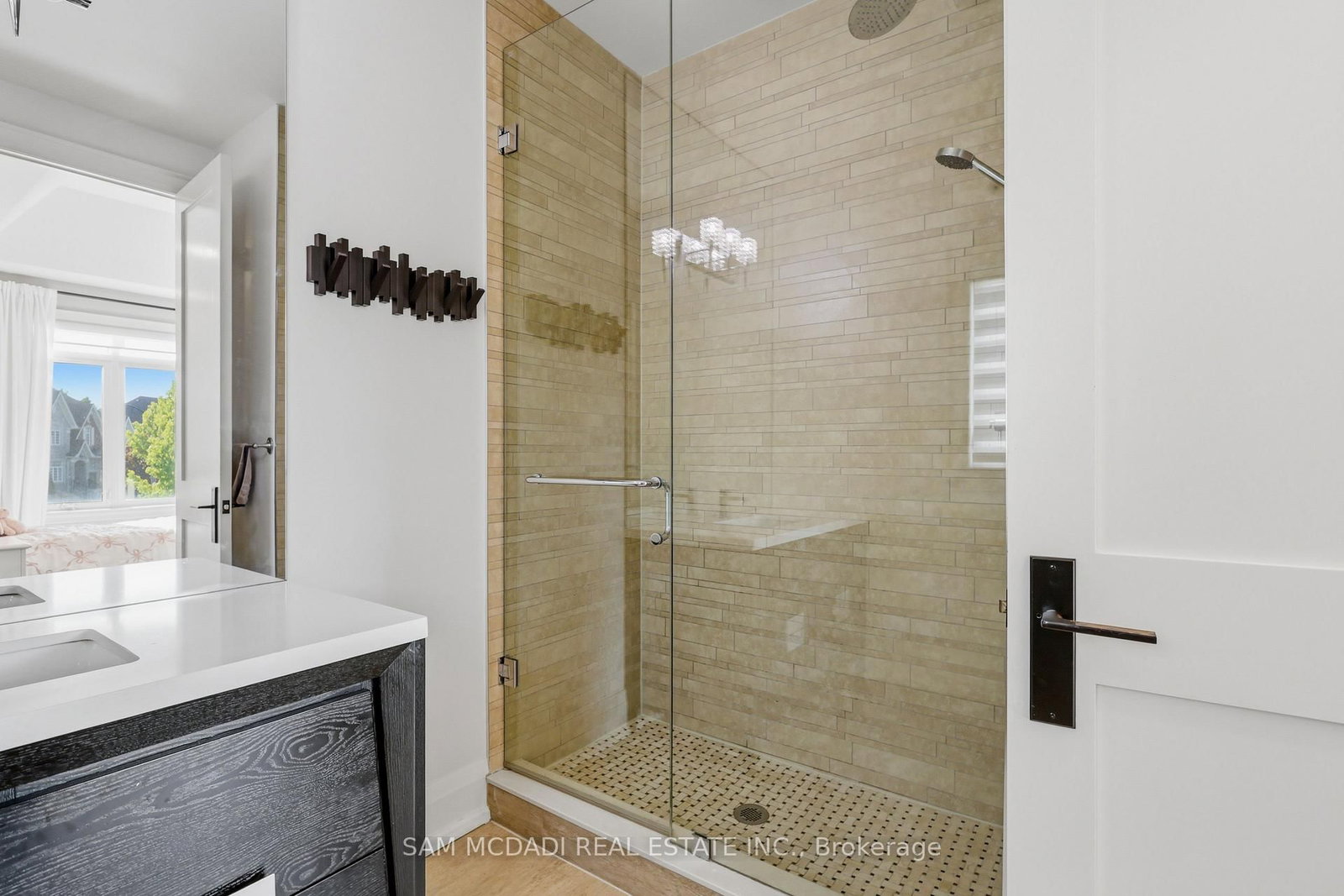 962 Fredonia Dr, Mississauga, view 30