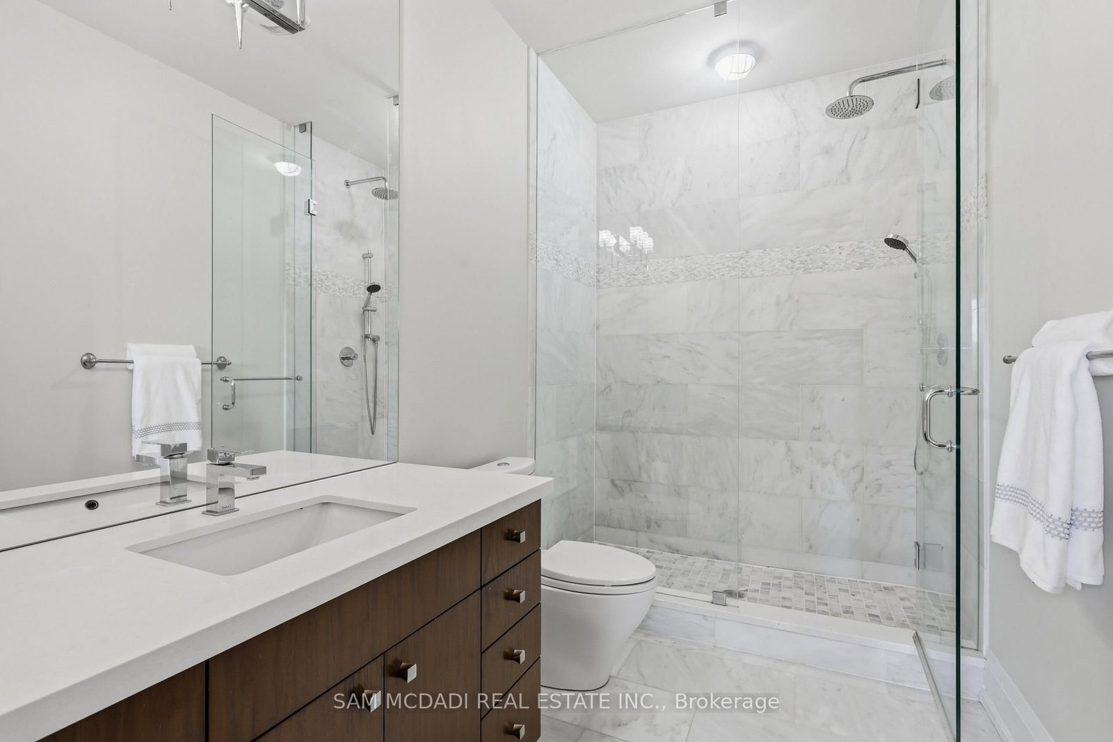 962 Fredonia Dr, Mississauga, view 37