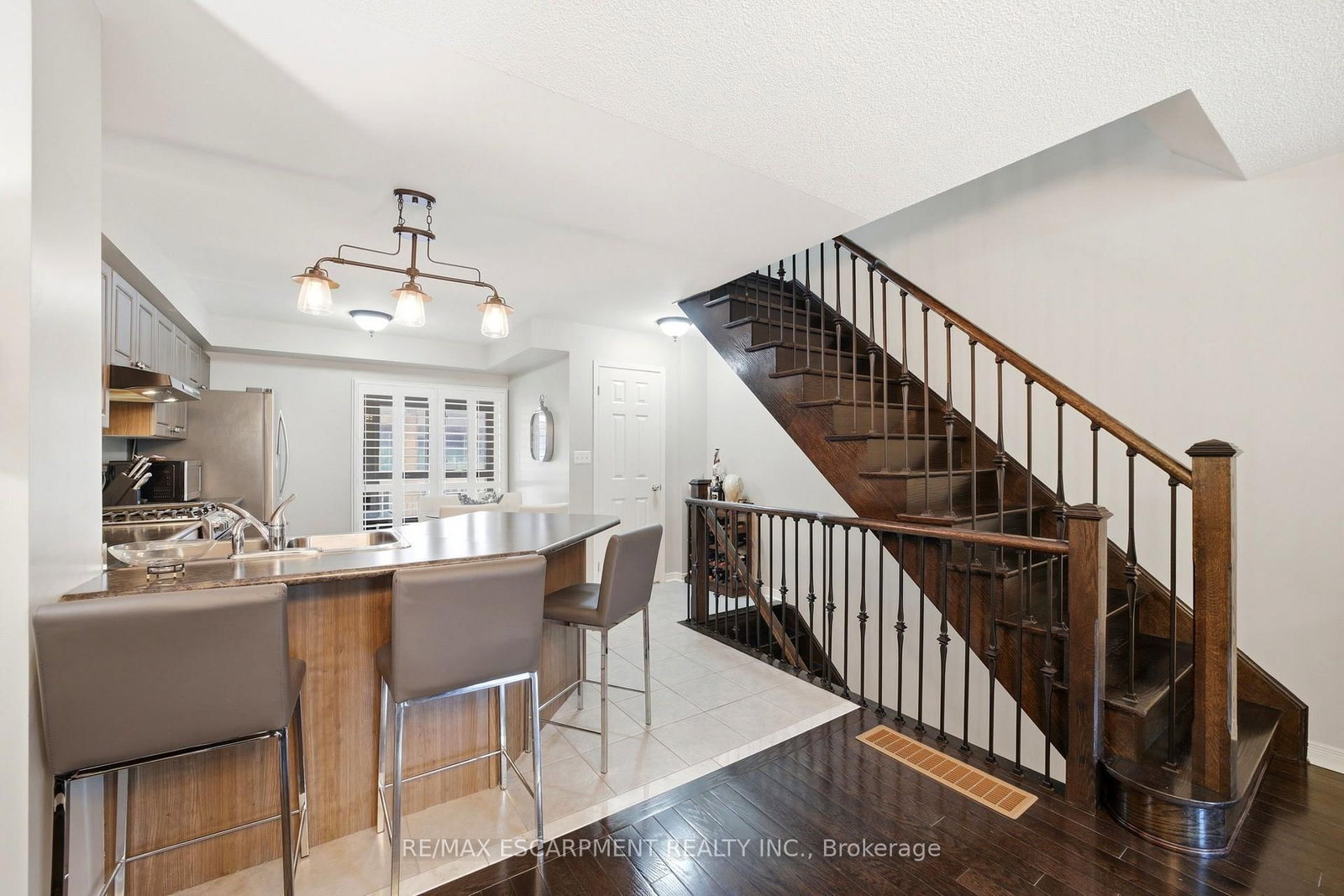73 Ted Wray Circle • Toronto, ON photo 11