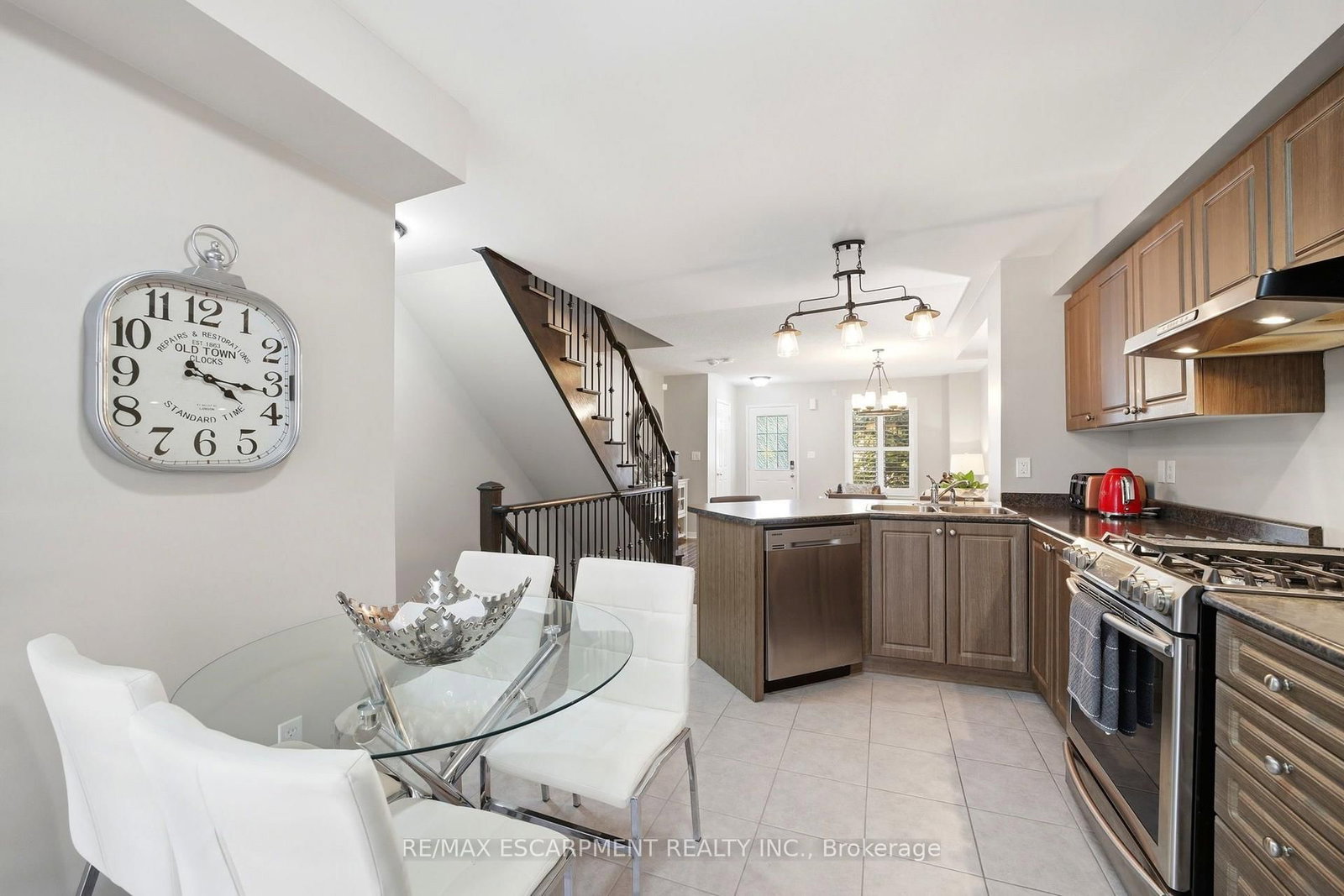 73 Ted Wray Circle • Toronto, ON photo 13