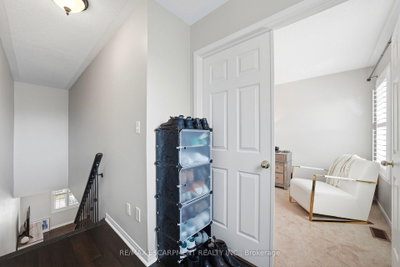 Thumbnail 31