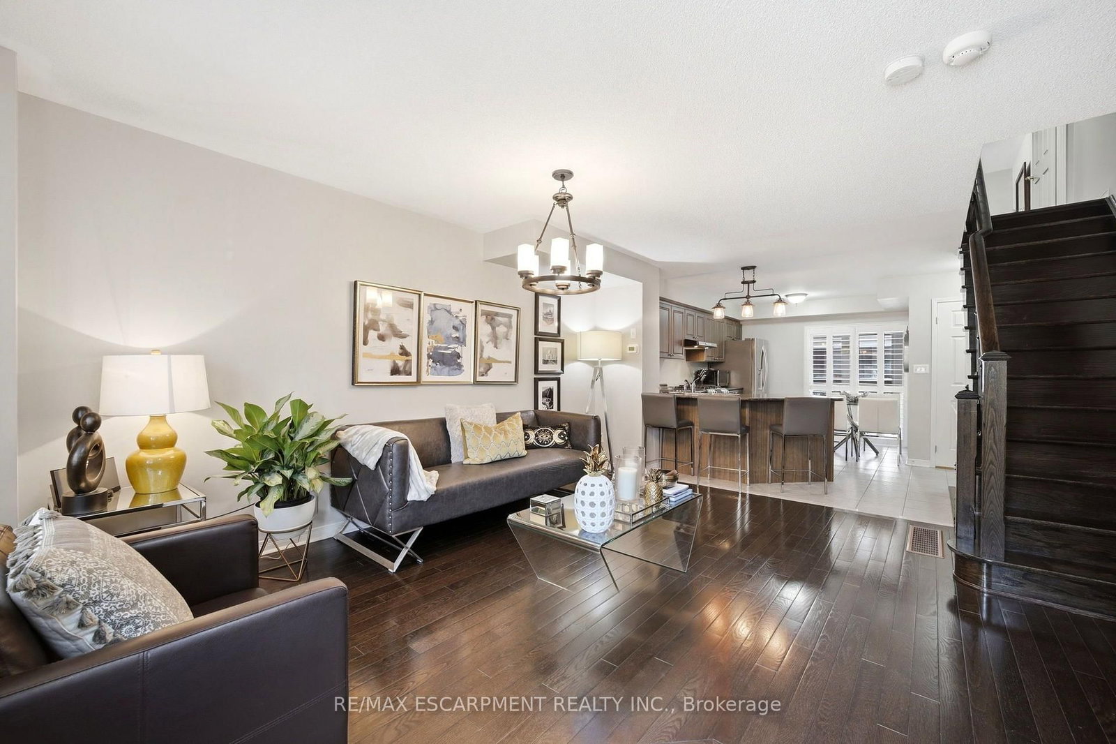 73 Ted Wray Circle • Toronto, ON photo 4