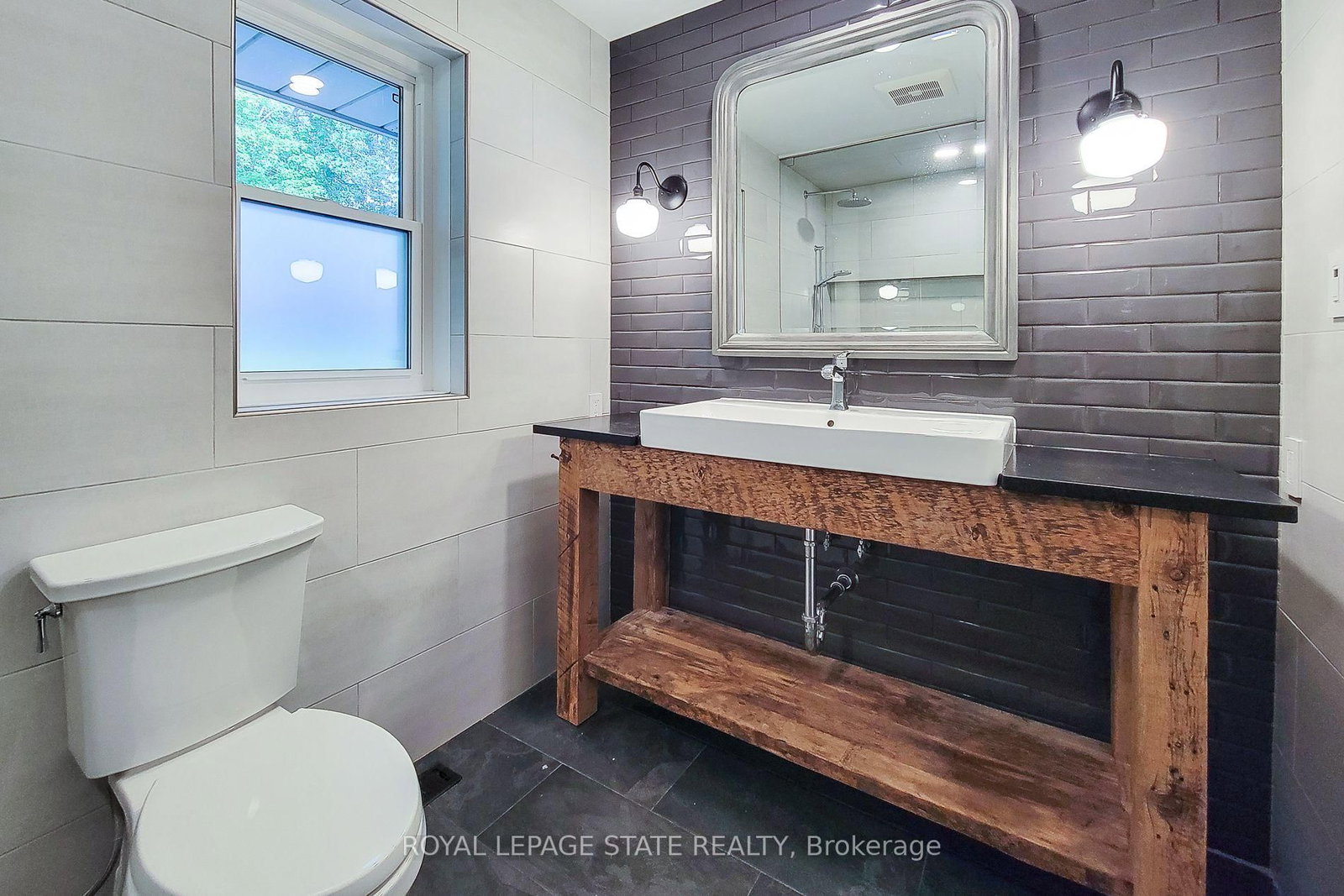 1359 Mountain Grove Avenue • Burlington, ON photo 26