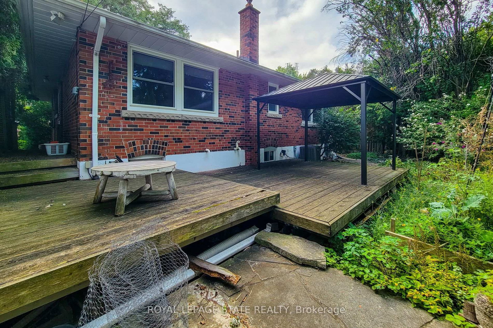 1359 Mountain Grove Avenue • Burlington, ON photo 38