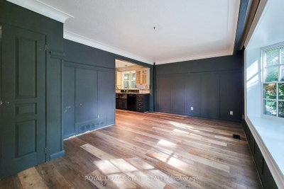 1359 Mountain Grove Avenue • Burlington, ON photo 9