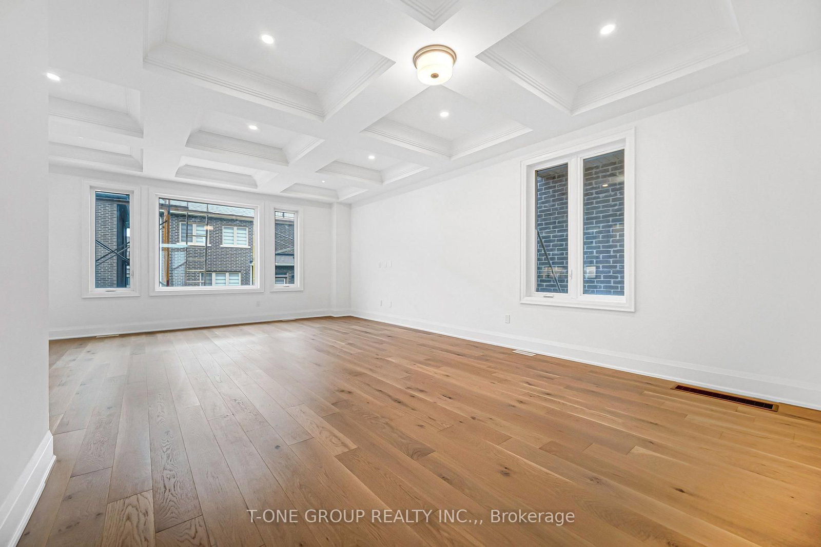 80 Jack Bowerbank Boulevard • Oakville, ON photo 14