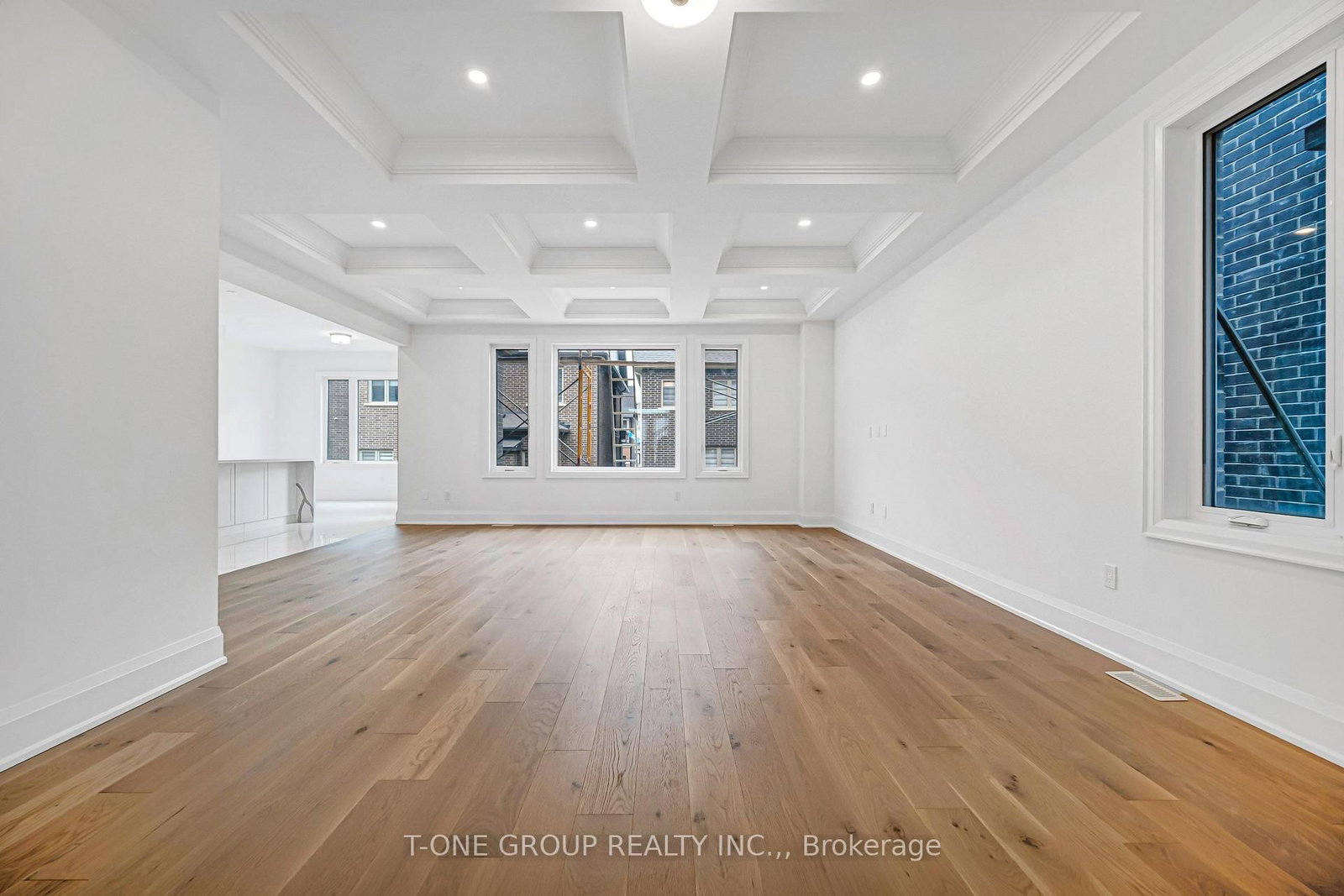 80 Jack Bowerbank Boulevard • Oakville, ON photo 15