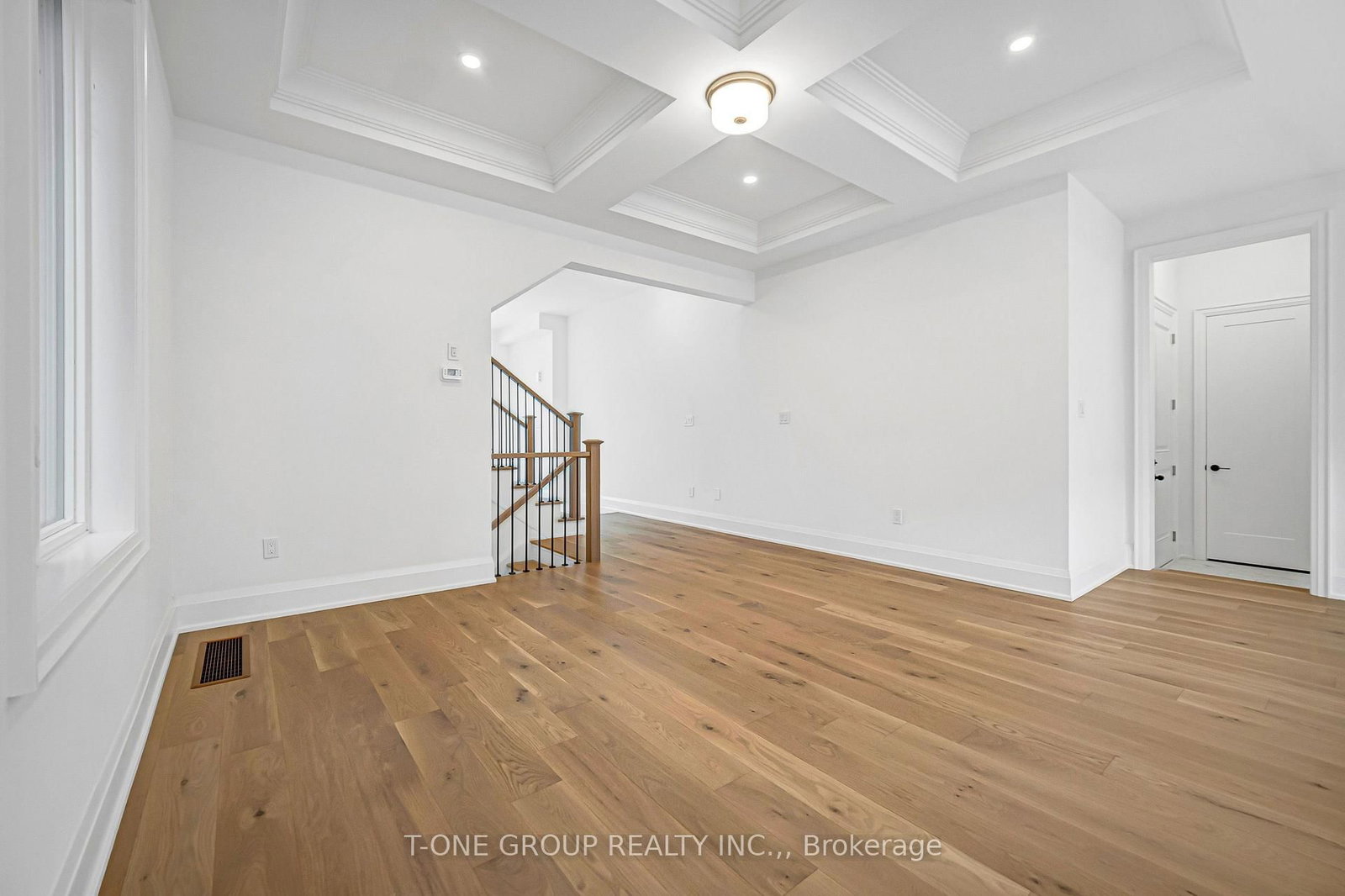 80 Jack Bowerbank Boulevard • Oakville, ON photo 17