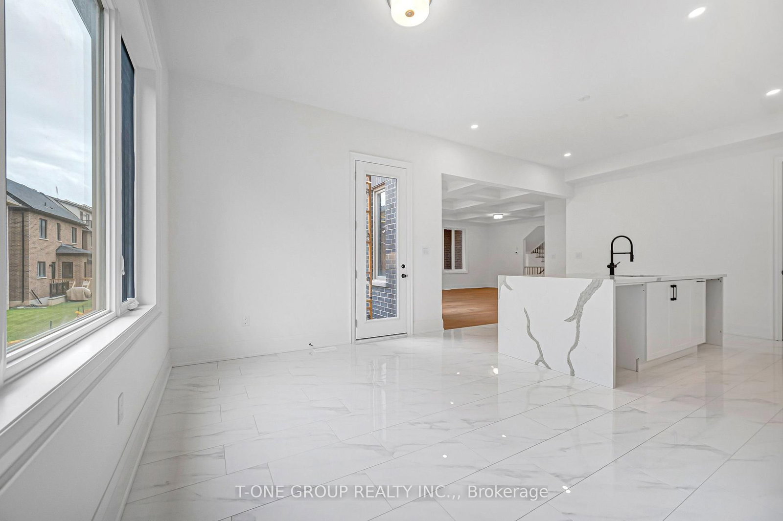 80 Jack Bowerbank Boulevard • Oakville, ON photo 31