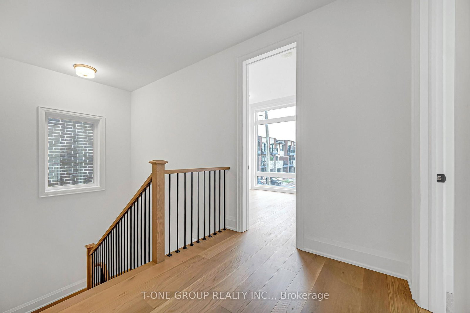 80 Jack Bowerbank Boulevard • Oakville, ON photo 33