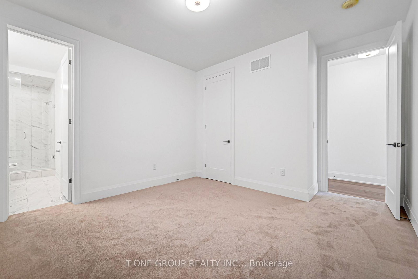 80 Jack Bowerbank Boulevard • Oakville, ON photo 43
