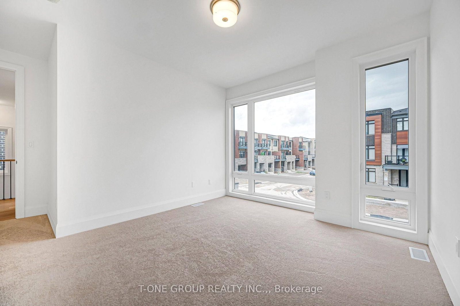 80 Jack Bowerbank Boulevard • Oakville, ON photo 46
