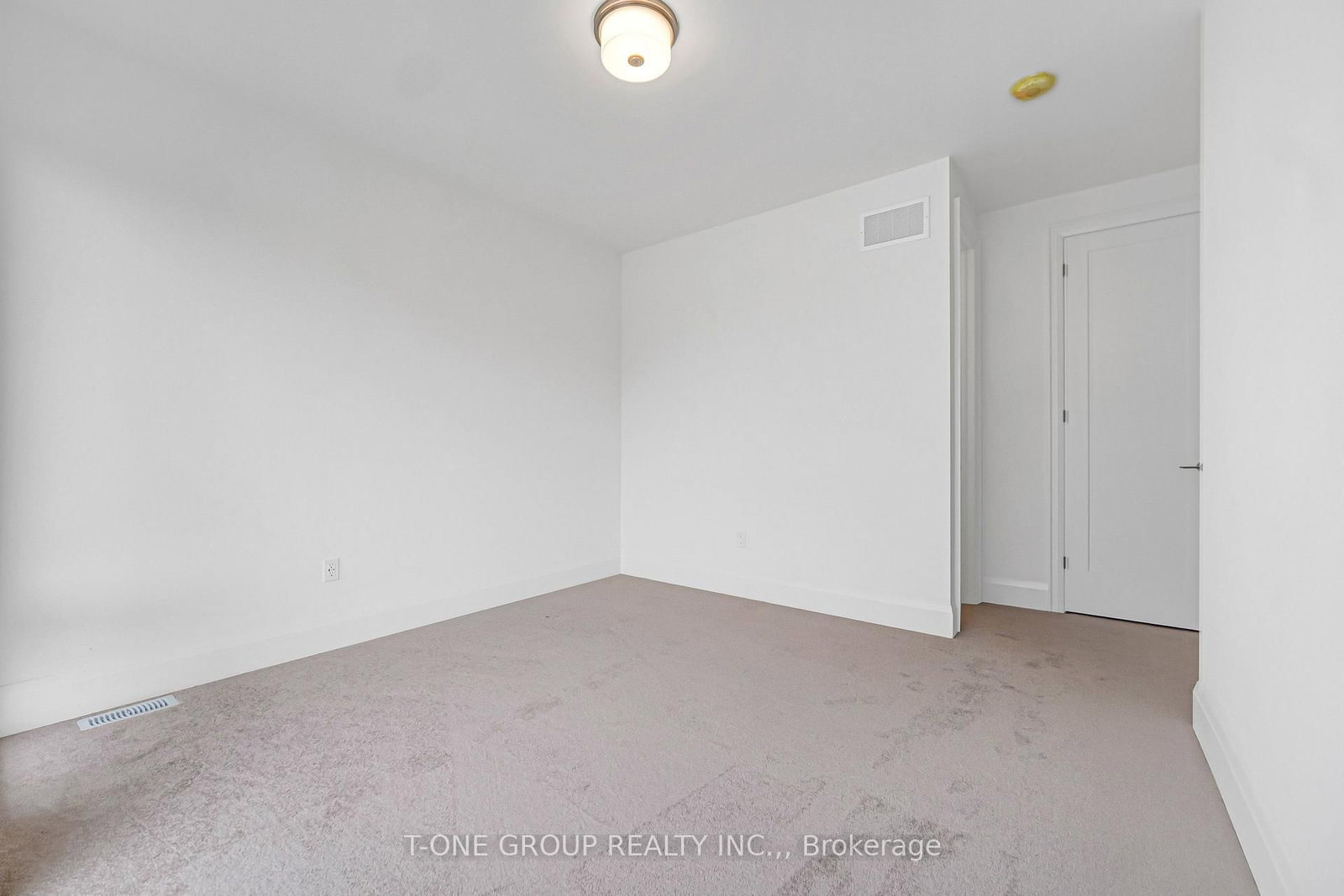 80 Jack Bowerbank Boulevard • Oakville, ON photo 47