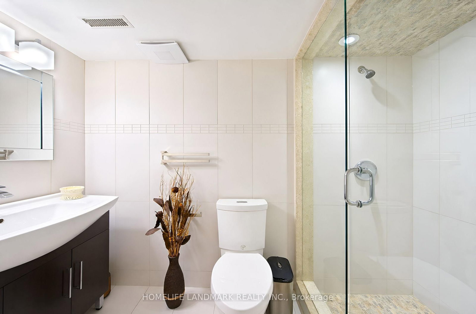 21 Bearwood Drive • Toronto, ON photo 38