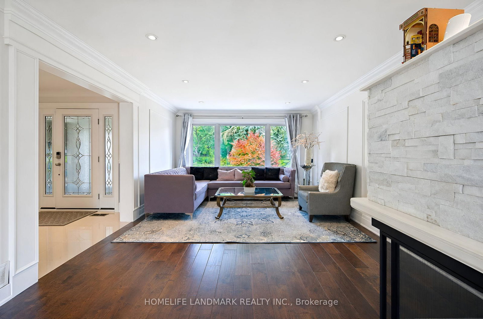 21 Bearwood Drive • Toronto, ON photo 7
