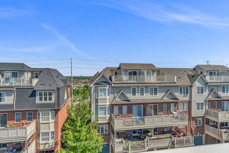6 - 720 Neighbourhood Circle S