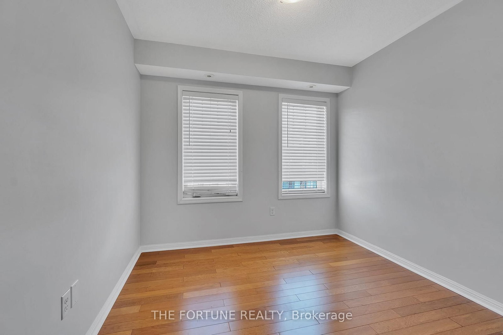 6-720 Neighbourhood Circ, Mississauga, view 14