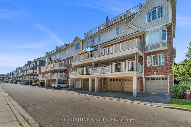 6 - 720 Neighbourhood Circle S