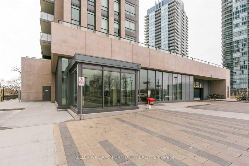 1006 - 36 Park Lawn Road
