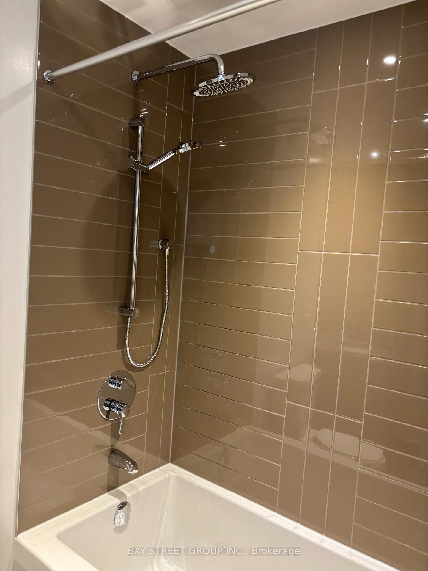 4103-448 Burhamthorpe Rd, Mississauga, view 15