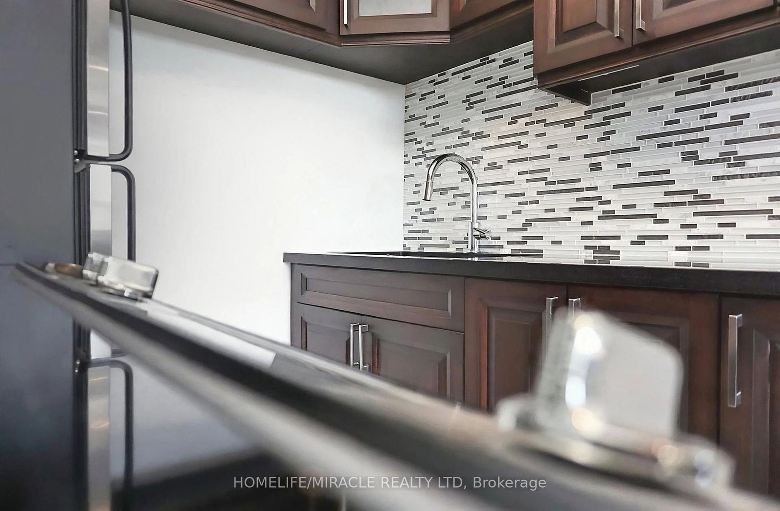 100 Lotherton Pathway • #605 • Toronto, ON photo 11