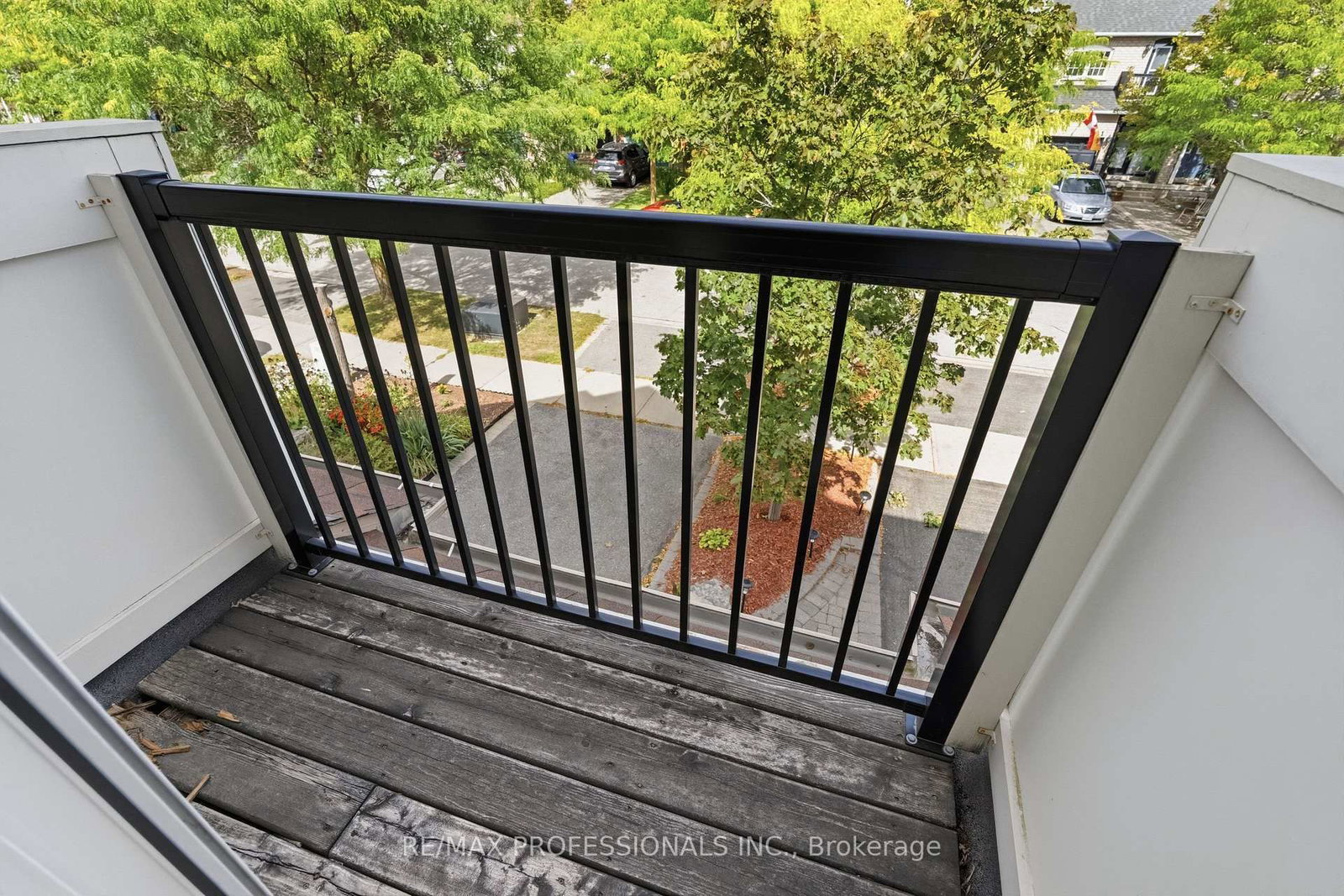 40 Dominion Gardens Drive • Halton Hills, ON photo 31